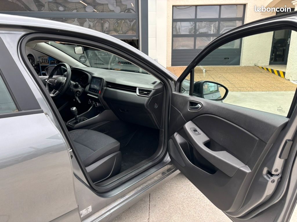 RENAULT CLIO 5 1.0 TCe 90 EQUILIBRE (image 13)