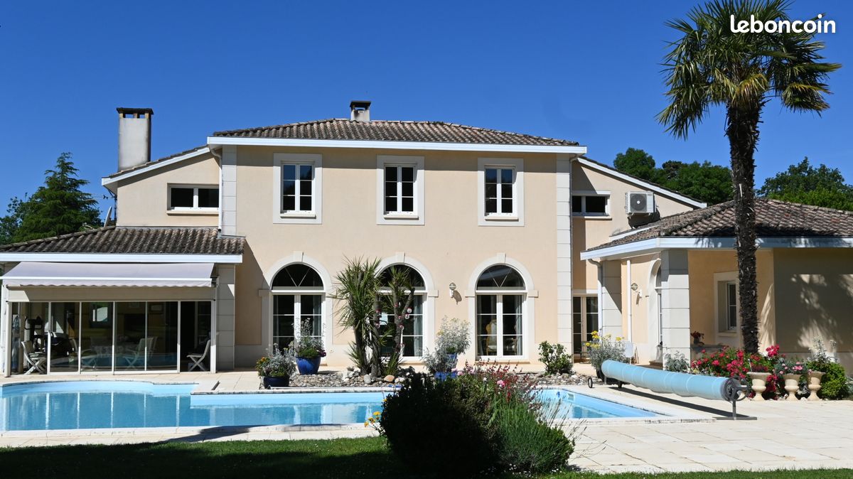 Maison 5 pièces 221 m² · à Villeneuve-sur-Lot · 221 m² · 598 500 €