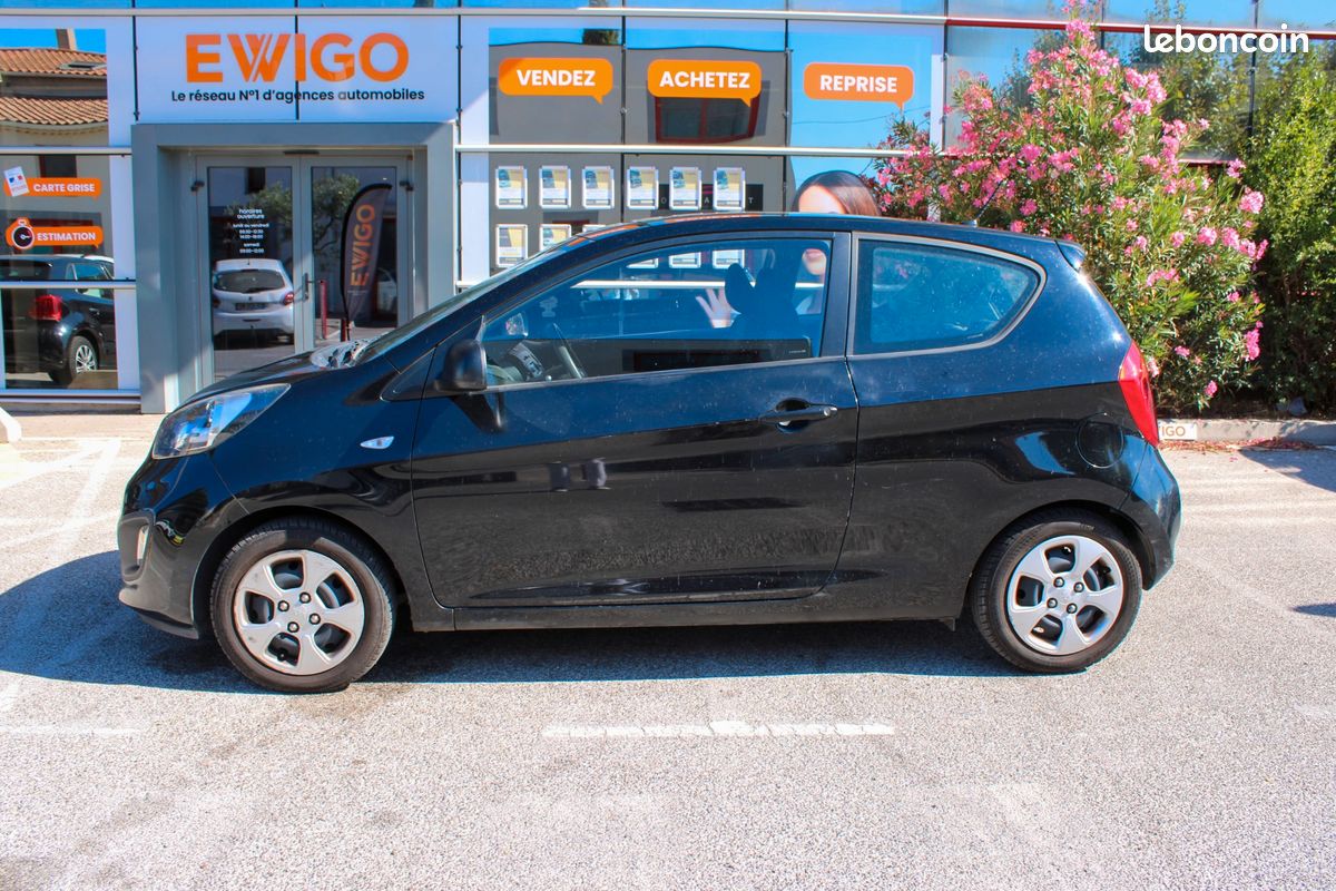 Kia picanto 1.0l 70ch style (image 14)