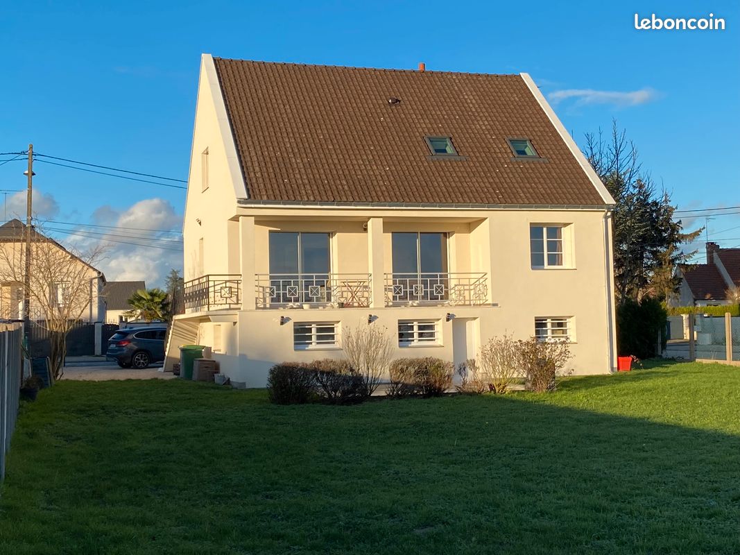 Maison 6 pièces 127 m² · à Ingré · 127 m² · 1 530 €