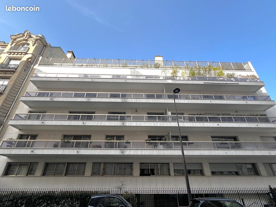 Appartement 1 pièce 31 m² · à Paris · 31 m² · 1 215 €