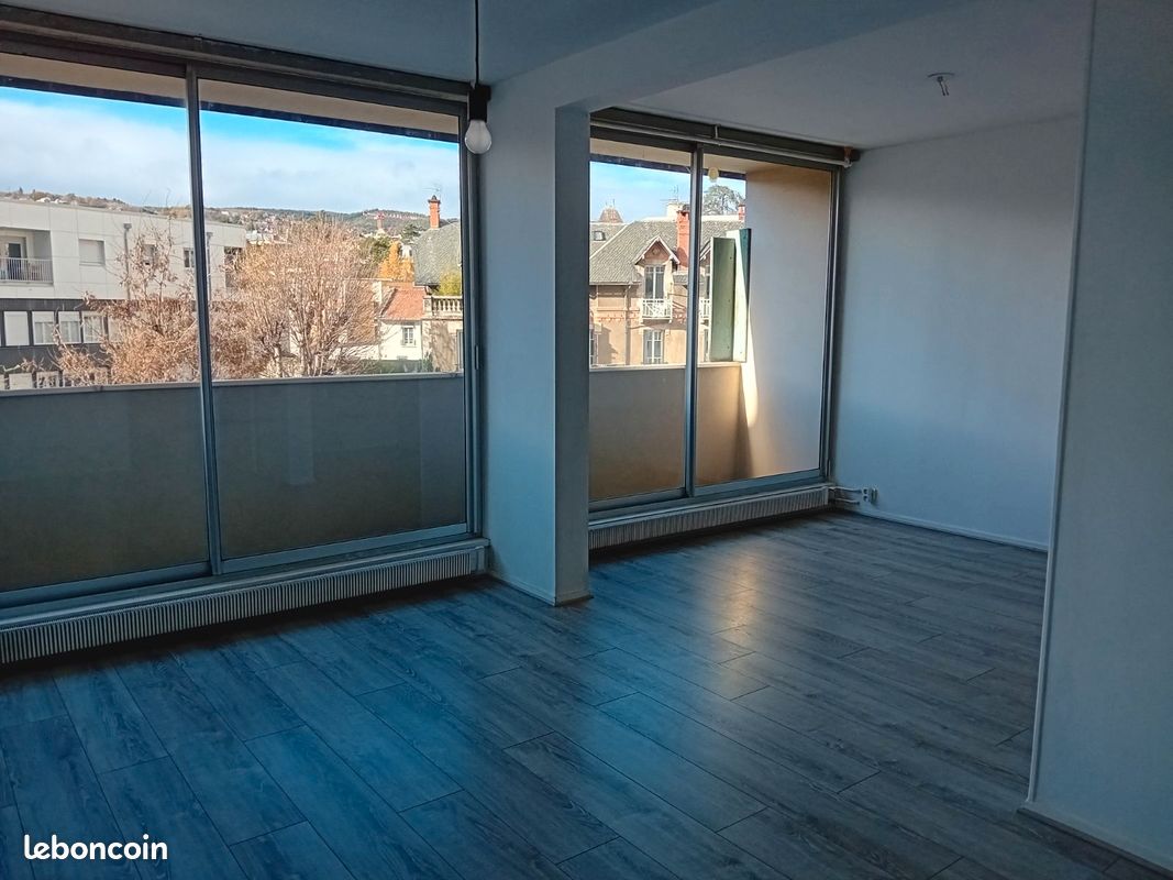 Appartement 2 pièces 46 m² · à Clermont-Ferrand · 46 m² · 590 €