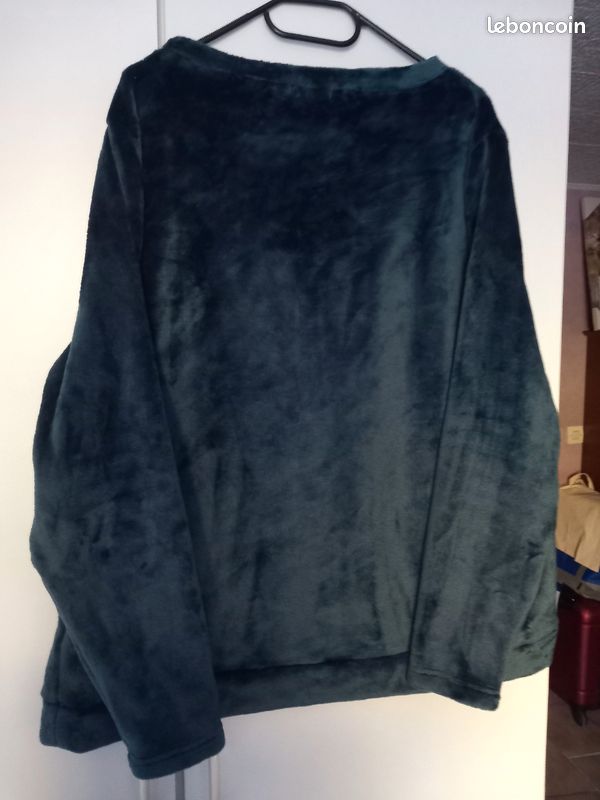 Pull d intérieur velours vert foncé (image 3)
