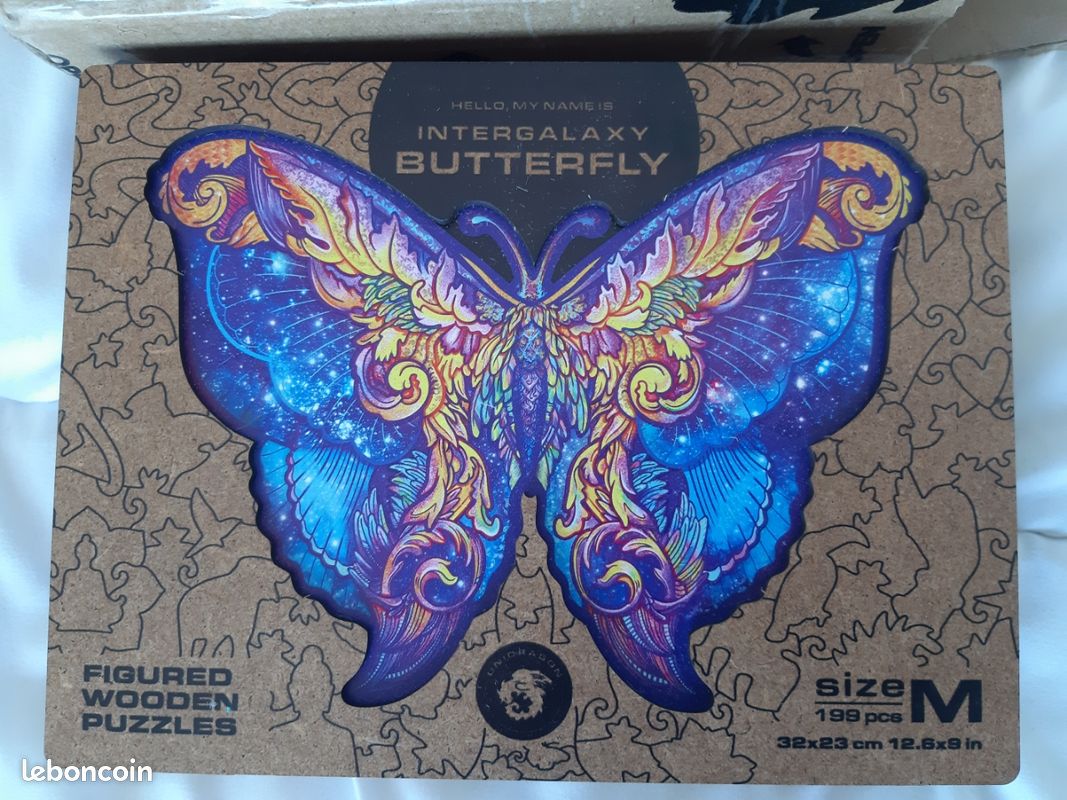 NEUF UNIDRAGON Puzzle en bois 199 pcs Intergalaxy Butterfly Moyen