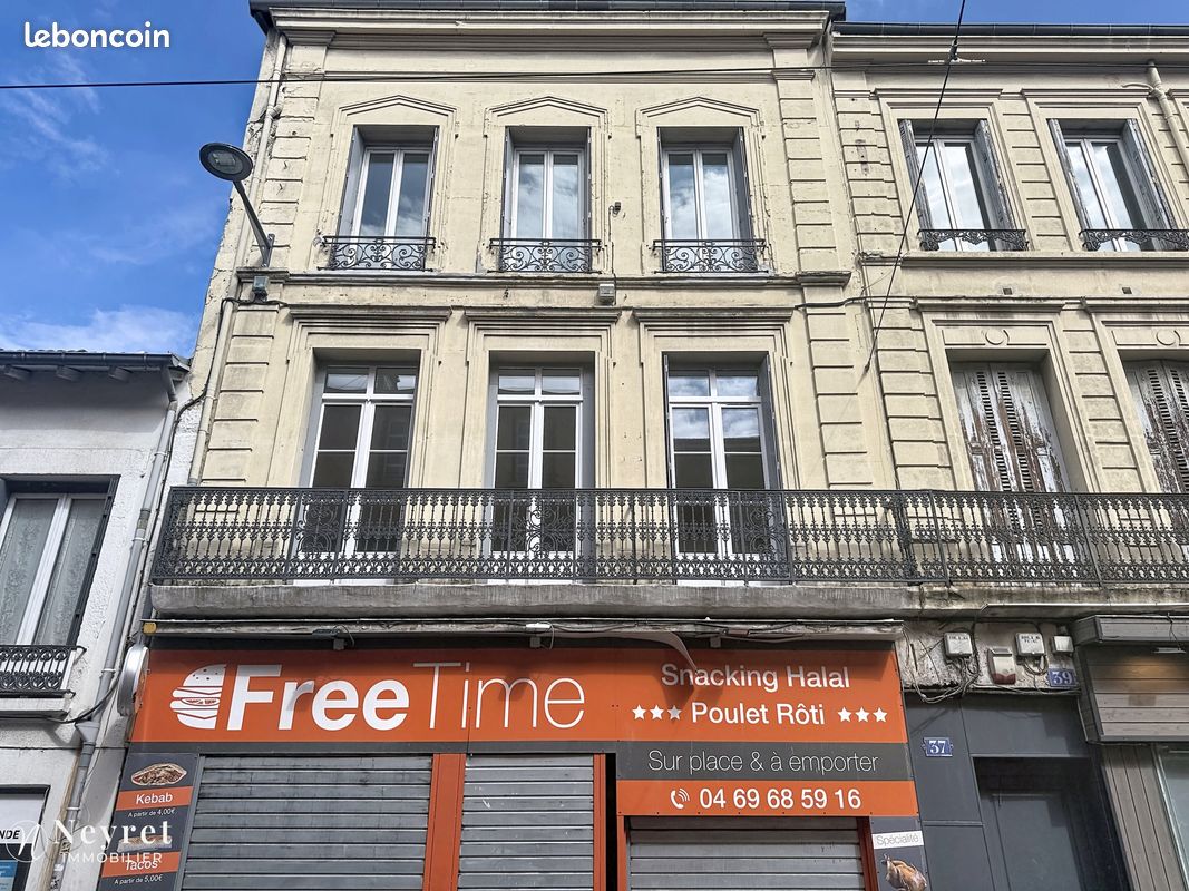Local commercial 370 m² · à Saint-Étienne · 370 m² · 379 000 €
