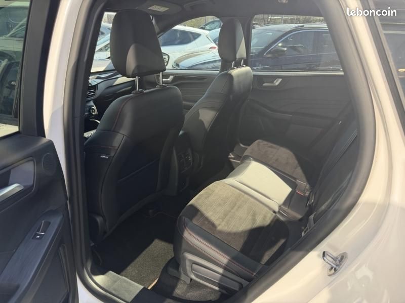 Ford Kuga 2.5 Duratec 225ch PHEV ST-Line X BVA (image 17)