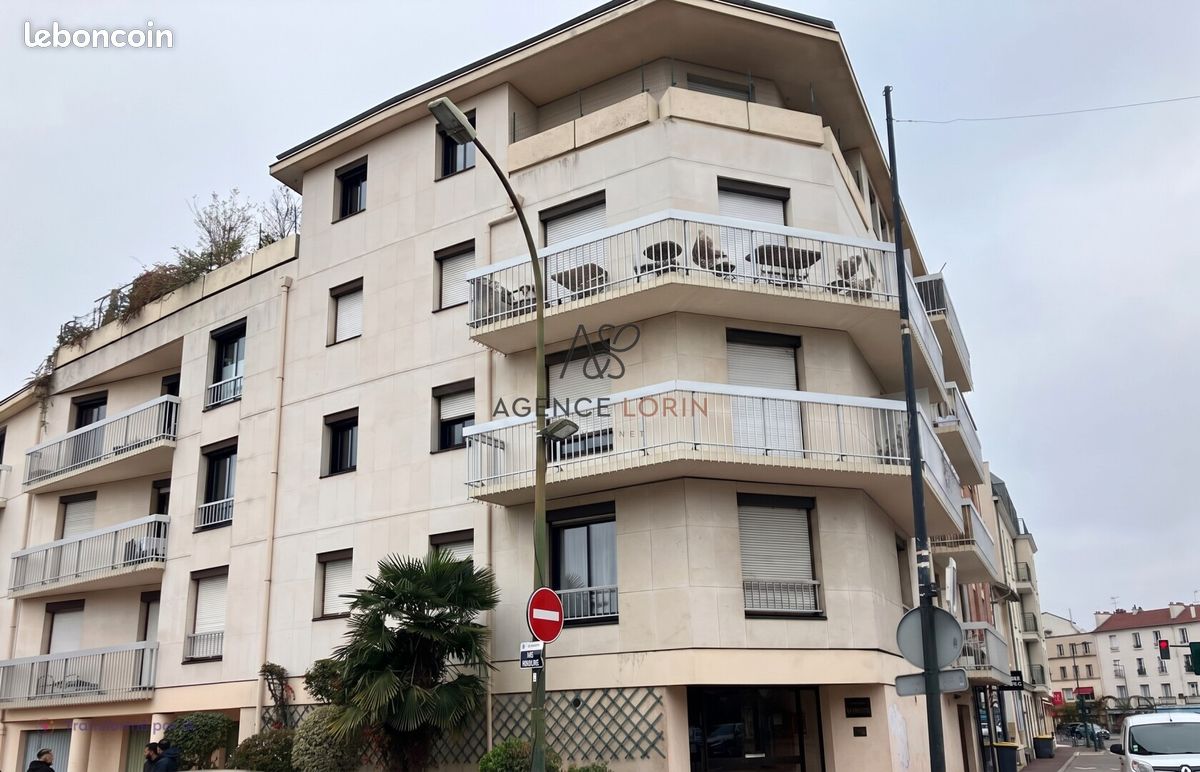 Appartement 1 pièce 25 m² · à Le Vésinet · 25 m² · 860 €/mois