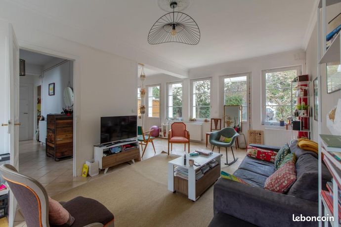 Maison 7 pièces 144 m²
