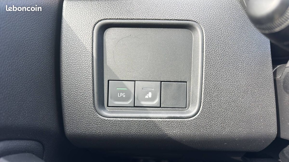 Dacia duster eco g 100 4x2 extreme (image 29)