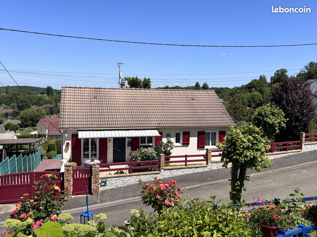Maison 5 pièces 138 m² · à Tréon · 138 m² · 219 000 €