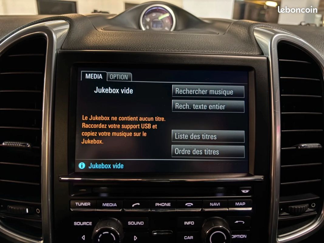 PORSCHE CAYENNE 4.2D V8 S Tiptronic S A (image 29)