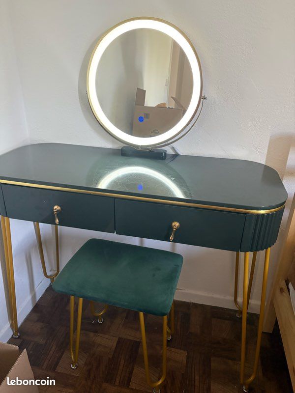 Coiffeuse (image 1)