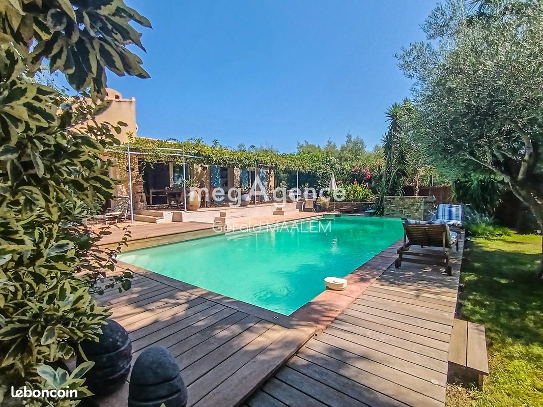 Maison 7 pièces 170 m² · à Grimaud · 170 m² · 1 360 000 €