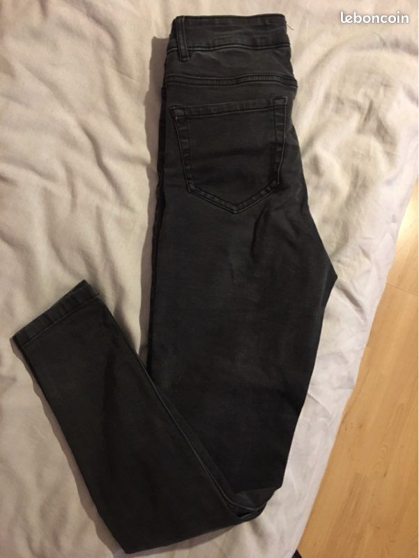Jean taille 36 (image 2)