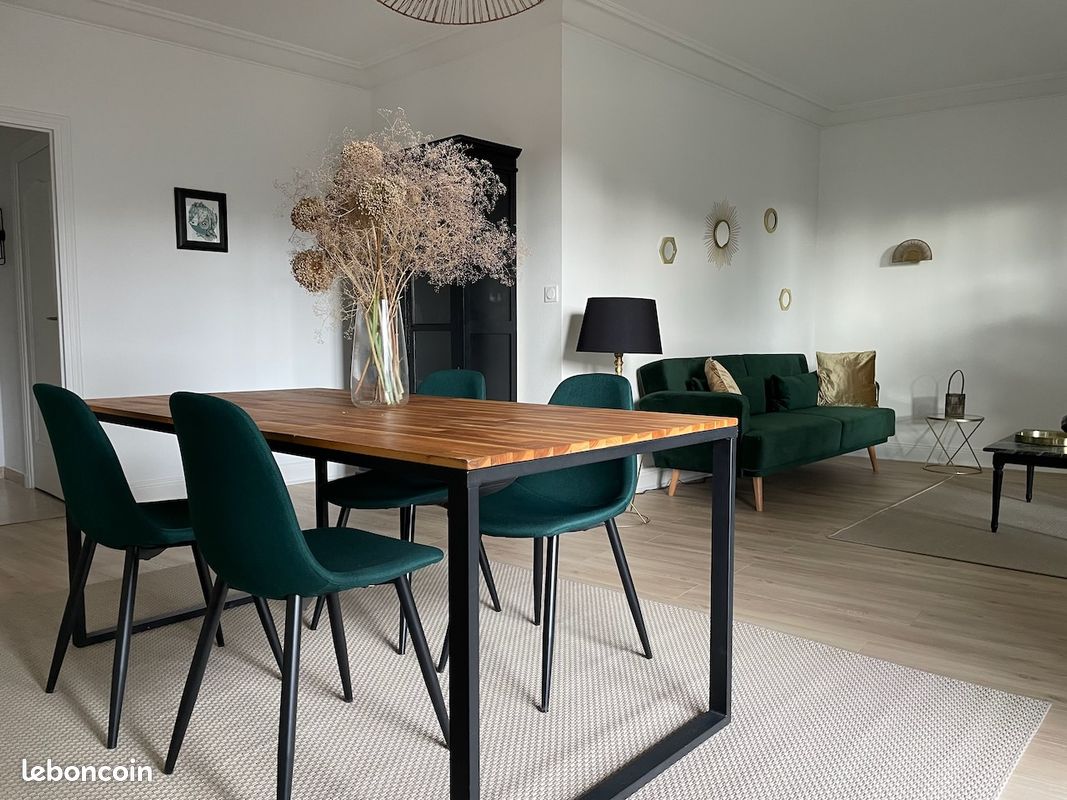 Appartement 4 pièces 90 m² · à Saint-Étienne · 90 m² · 860 €