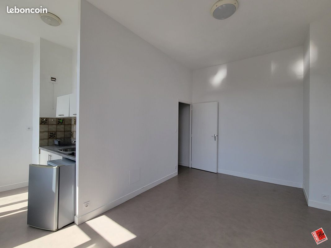 Appartement 1 pièce 21 m² · à Saint-Brieuc · 21 m² · 365 €/mois