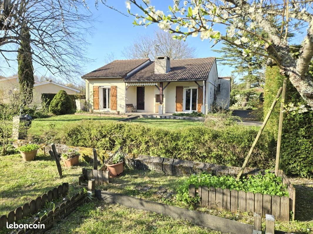 Maison 4 pièces 99 m² · à Saint-Laurent-Médoc · 99 m² · 245 000 €