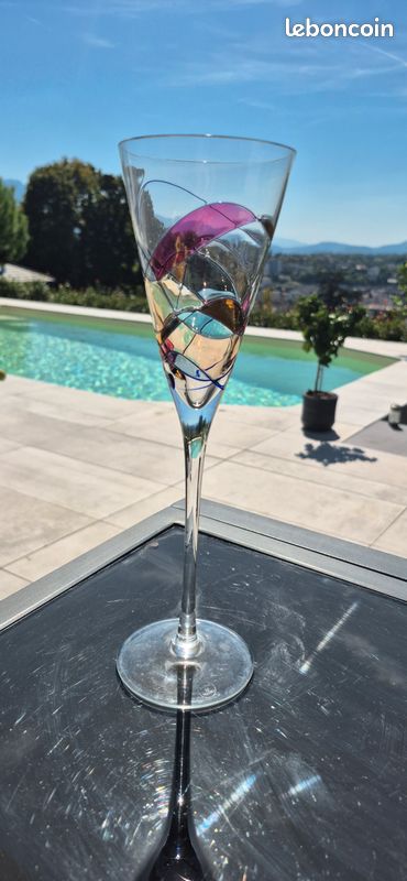 Verres peints à la main - France