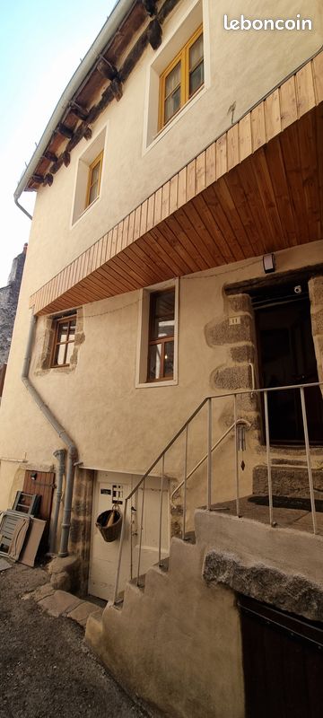 Maison 3 pièces 60 m² · à Entraygues-sur-Truyère · 60 m² · 65 000 €