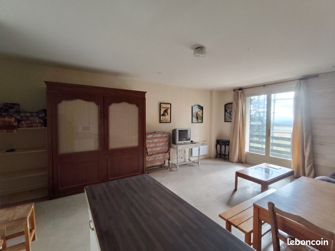 Appartement 1 pièce 34 m² · à Besse-et-Saint-Anastaise · 34 m² · 94 000 €