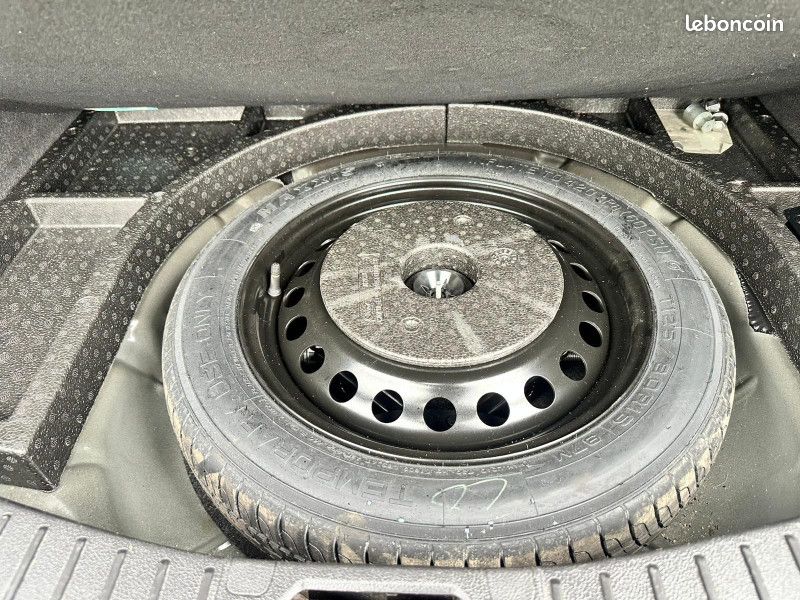Ford C-MAX 2.0 TDCI 150CH STOP&START TITANIUM (image 28)