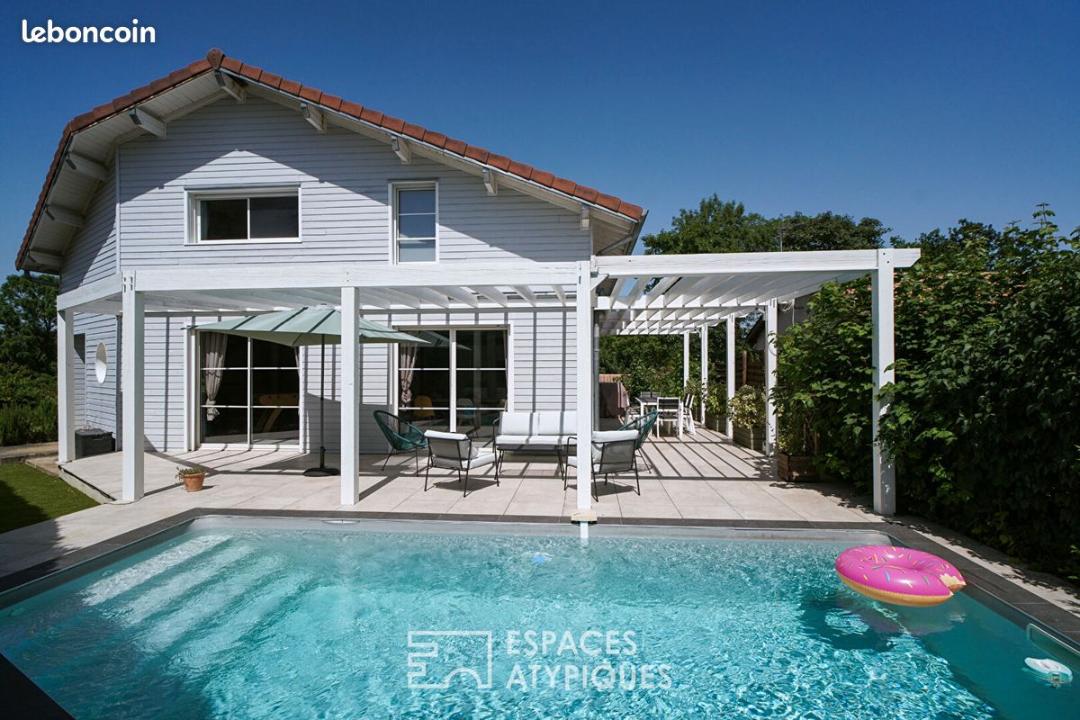 Maison 8 pièces 228 m² · à Mâcon · 228 m² · 598 000 €