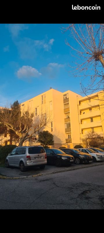 Appartement 4 pièces 68 m² · à Marseille · 68 m² · 40 000 €
