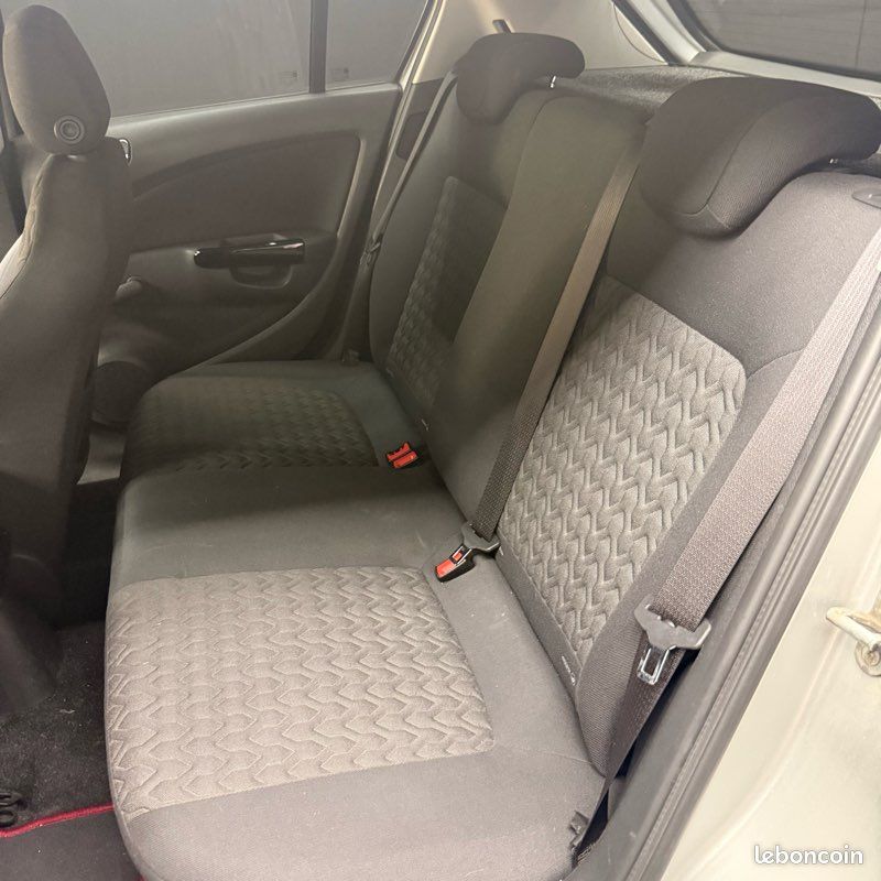 Opel corsa active - Clim - CarPlay - régulateur (image 15)