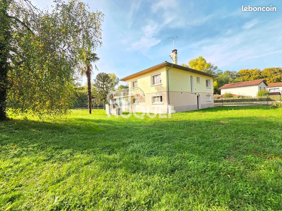 Maison 6 pièces 150 m² · à Rillieux-la-Pape · 150 m² · 530 000 €