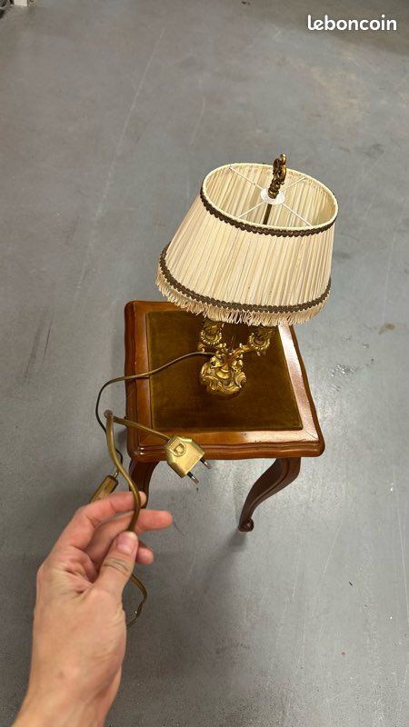 TRÈS BELLE LAMPE VINTAGE en laiton d'Italie chandelier antique PAON EUR
