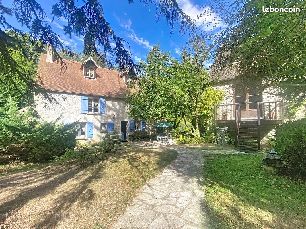 Maison 6 pièces 210 m² · à Chalo-Saint-Mars · 210 m² · 470 000 €