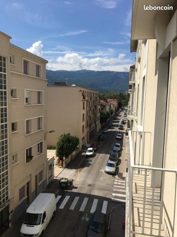 Appartement 2 pièces 45 m² · à Grenoble · 45 m² · 615 €
