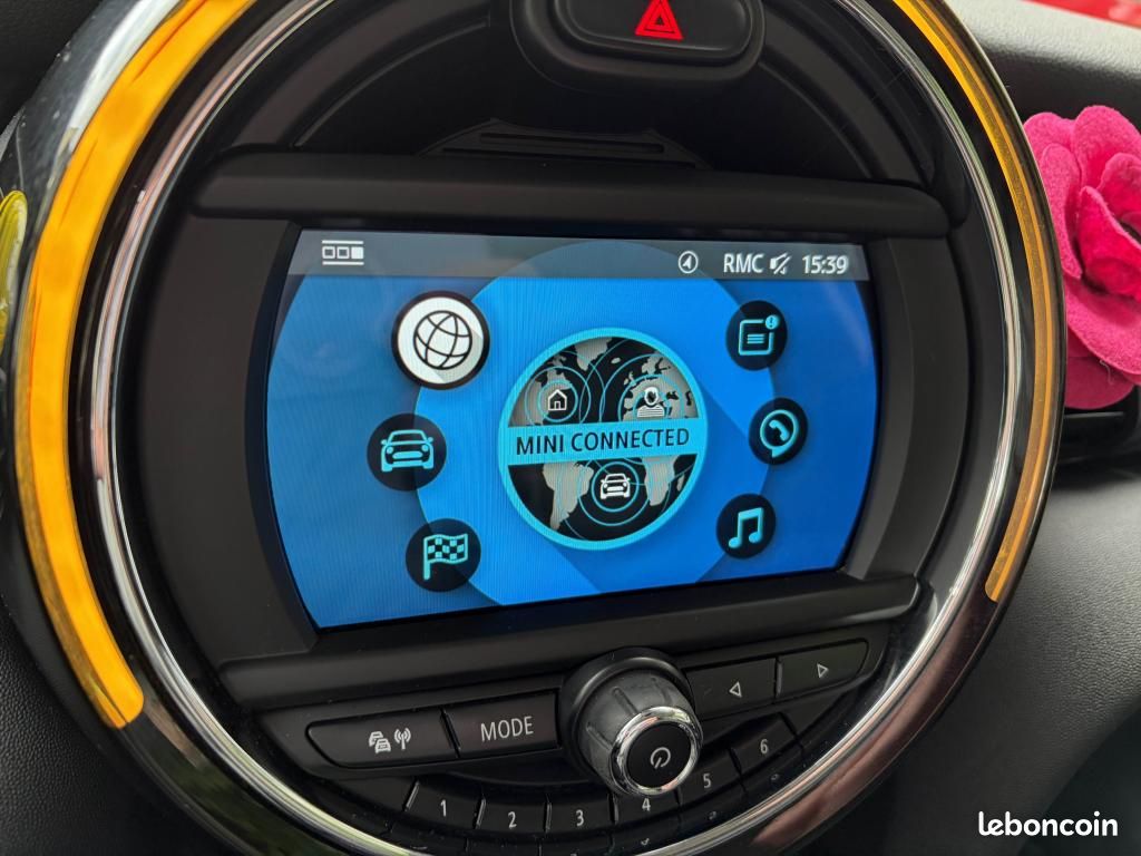 MINI MINI 1.5i 136CH BVA 5P F55 LCI Cooper Business Design PHASE 2 / Caméra / CarPlay (image 30)