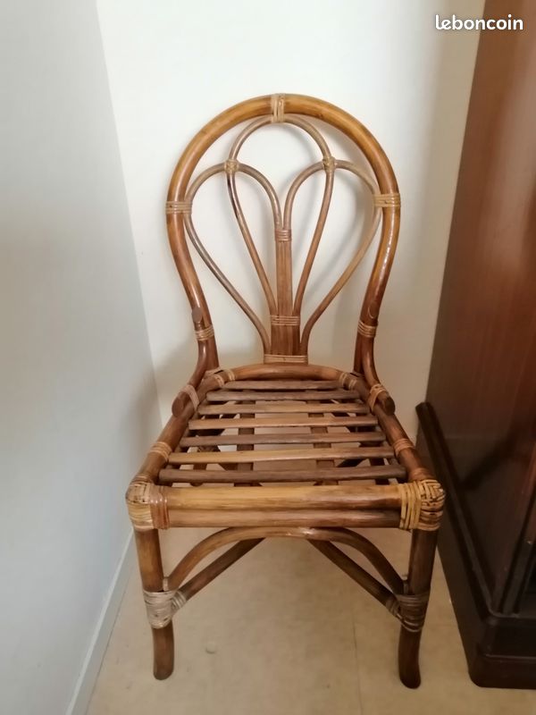 Chaise en rotin (image 2)