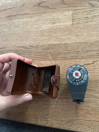 VINTAGE AGFA TULLY K FLASH UNIT & AG-1 FLASH BULBS