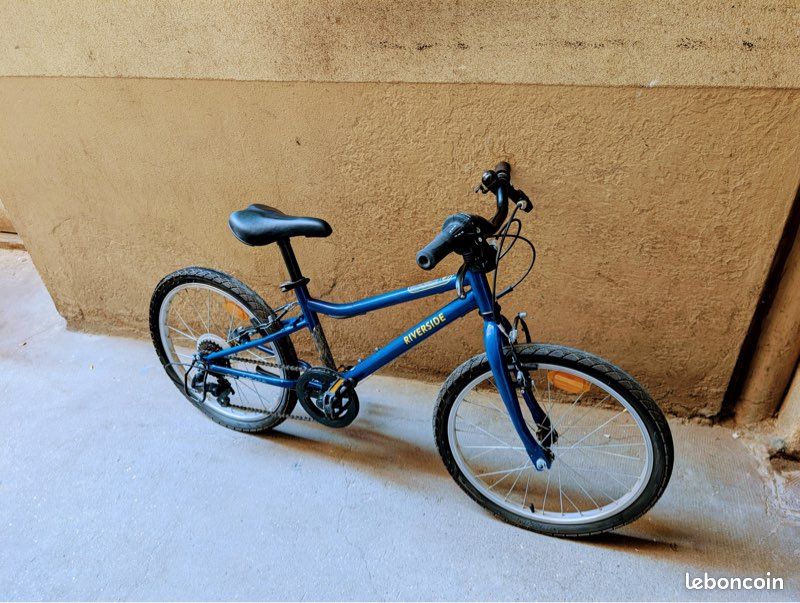 Vélo enfant 20 pouces BTWIN Riverside 120 (6-9 ans) + béquille – Très bon état (image 1)