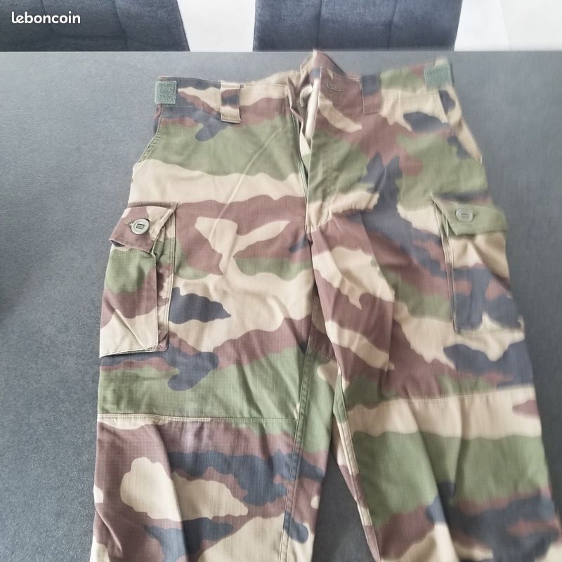 Pantalon neuf treillis (image 1)