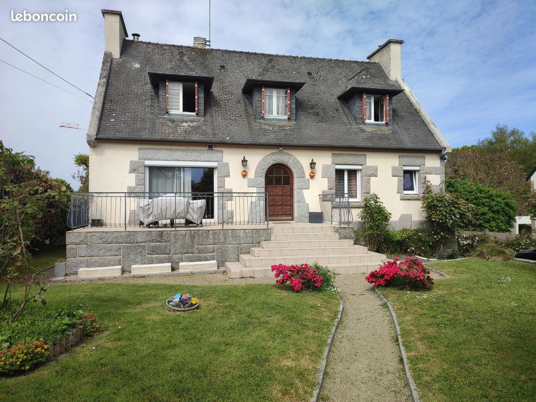 Maison 6 pièces 117 m² · au Hinglé · 117 m² · 233 000 €