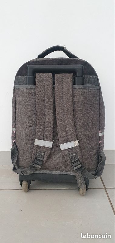 Cartable à roulettes (image 2)