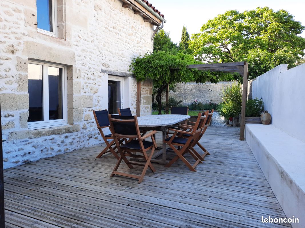 Maison 7 pièces 143 m² · à Cozes · 143 m² · 289 000 €