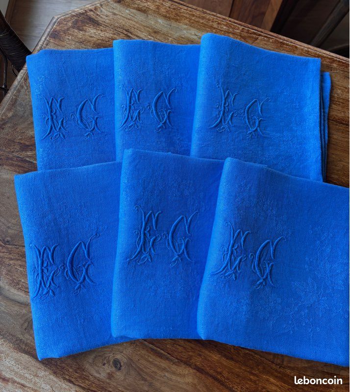 1 ) SERVIETTES ET NAPPES ANCIENNES - Boutique