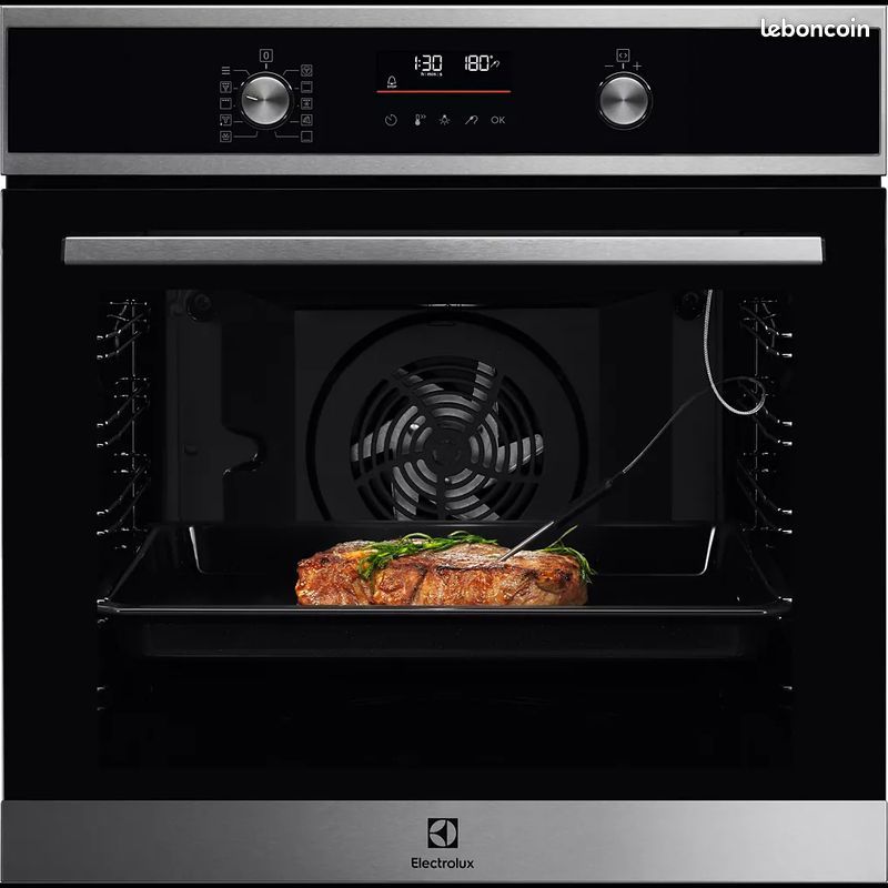 Four Electrolux quasi neuf (image 1)