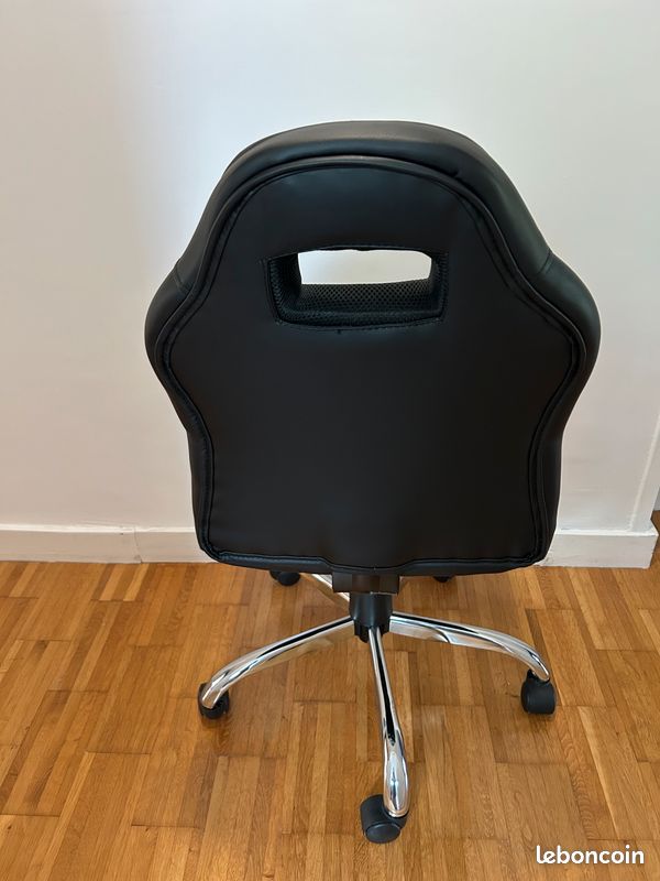 Fauteuil Club Enfant Bois Et Simili Rouge - Très Bon état - 4 Pieds