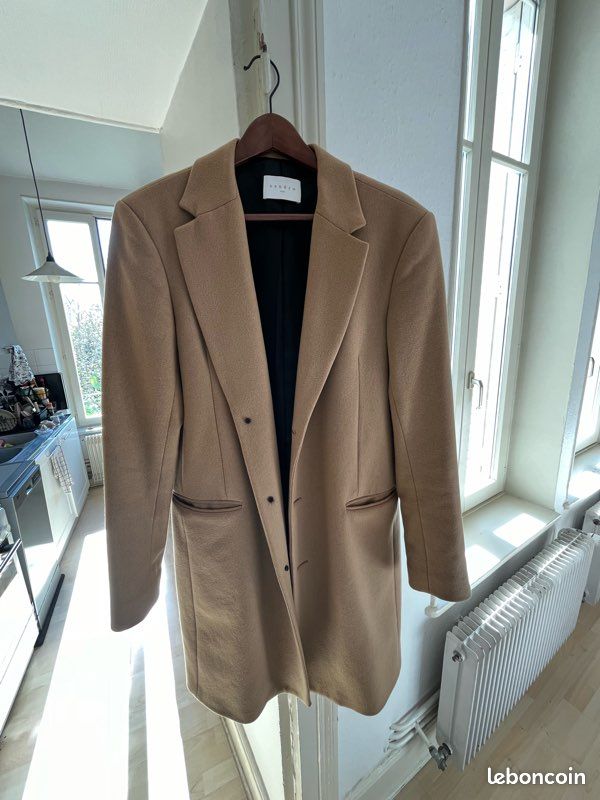 Sandro Manteau Droit Laine Manteau Beige Sandro Vêtements