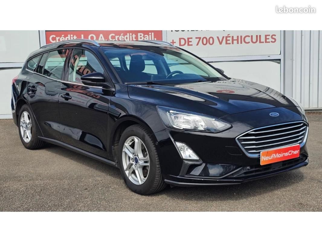 Ford Focus SW Connected 1.5 EcoBlue 120cv BVA inclus Camera de Recul + Attelage + Avertisseur ang... (image 21)
