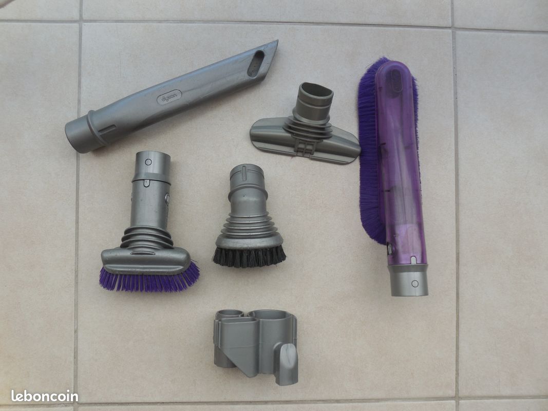 Accessoire dyson 🔥🔥🔥 (image 2)