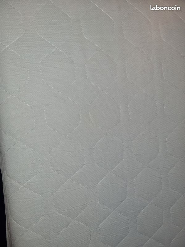 Matelas 70x190 23cm Ferme Mémoire de Forme Poli latex comme neuf (image 4)