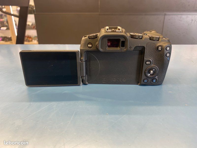 Pack appareil photo Hybride Canon EOS RP, 2 batteries, chargeur, objectif RF 24-105mm, housse , boite et carte mémoire se 128Go (image 3)