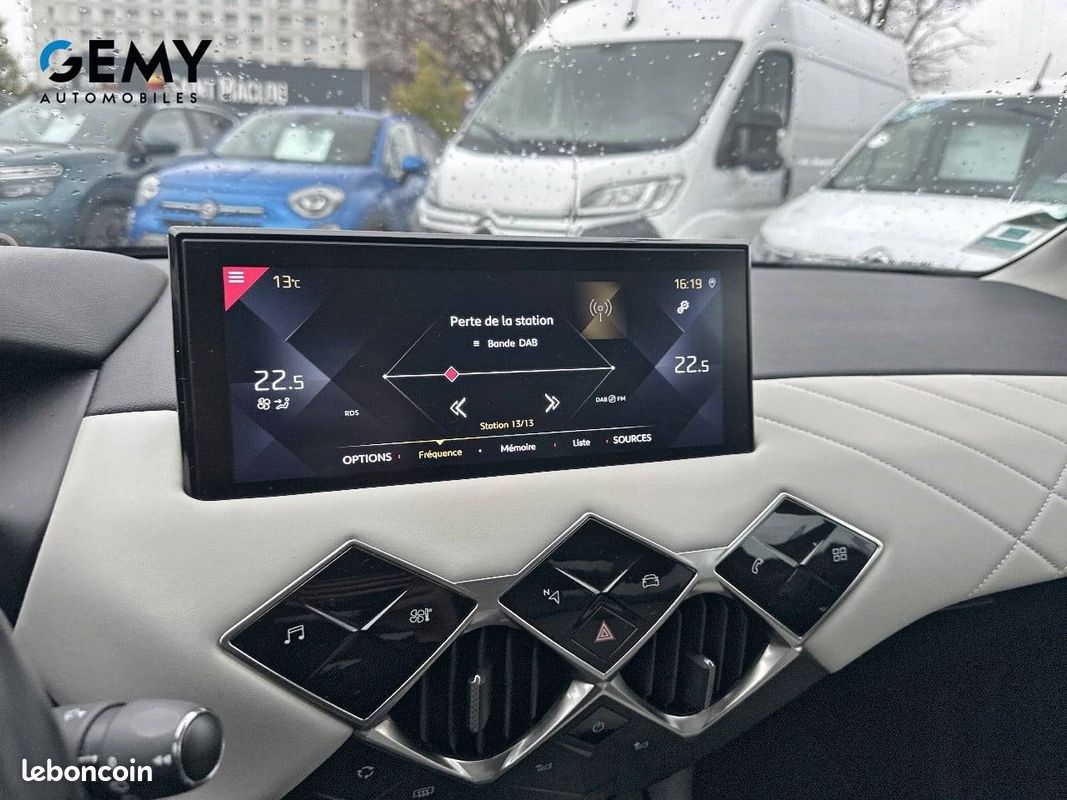 DS DS3 Crossback PureTech 130 EAT8 Connected Chic (image 18)