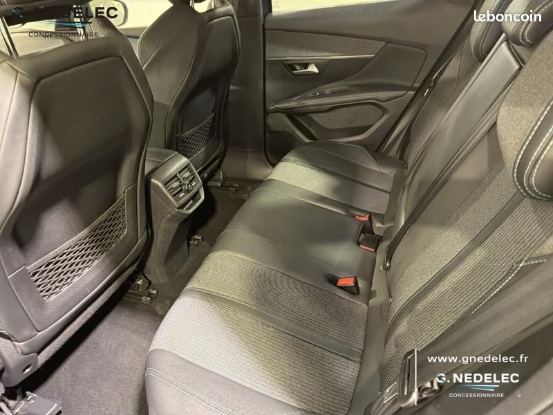 Peugeot 3008 1.5 BlueHDi 130ch S&S Allure Pack (image 10)